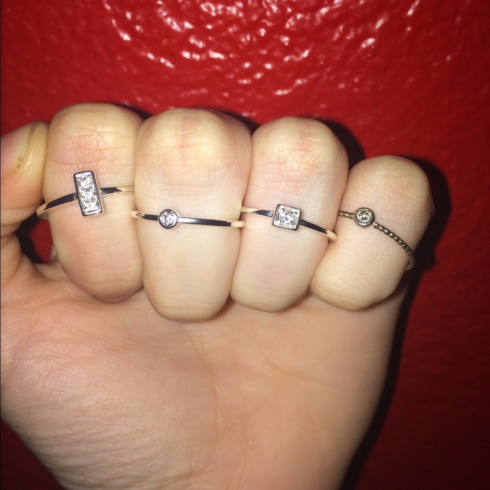 4 piece ring set - Picture 3 of 4