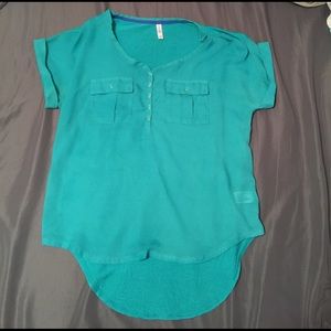 Blue Green Xhilaration Top