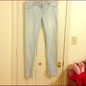 Light Wash Skinny Jeans