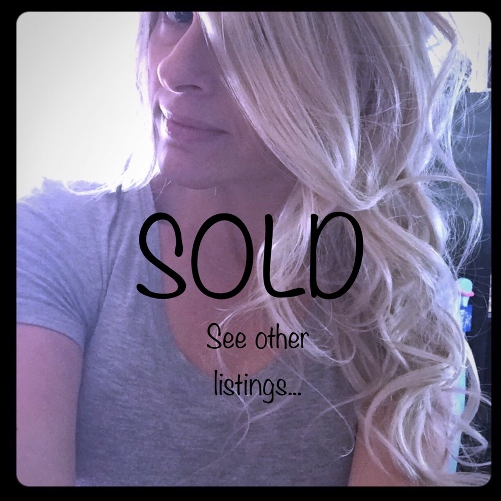 18" Platinum Human Hair Lace Front Wig.