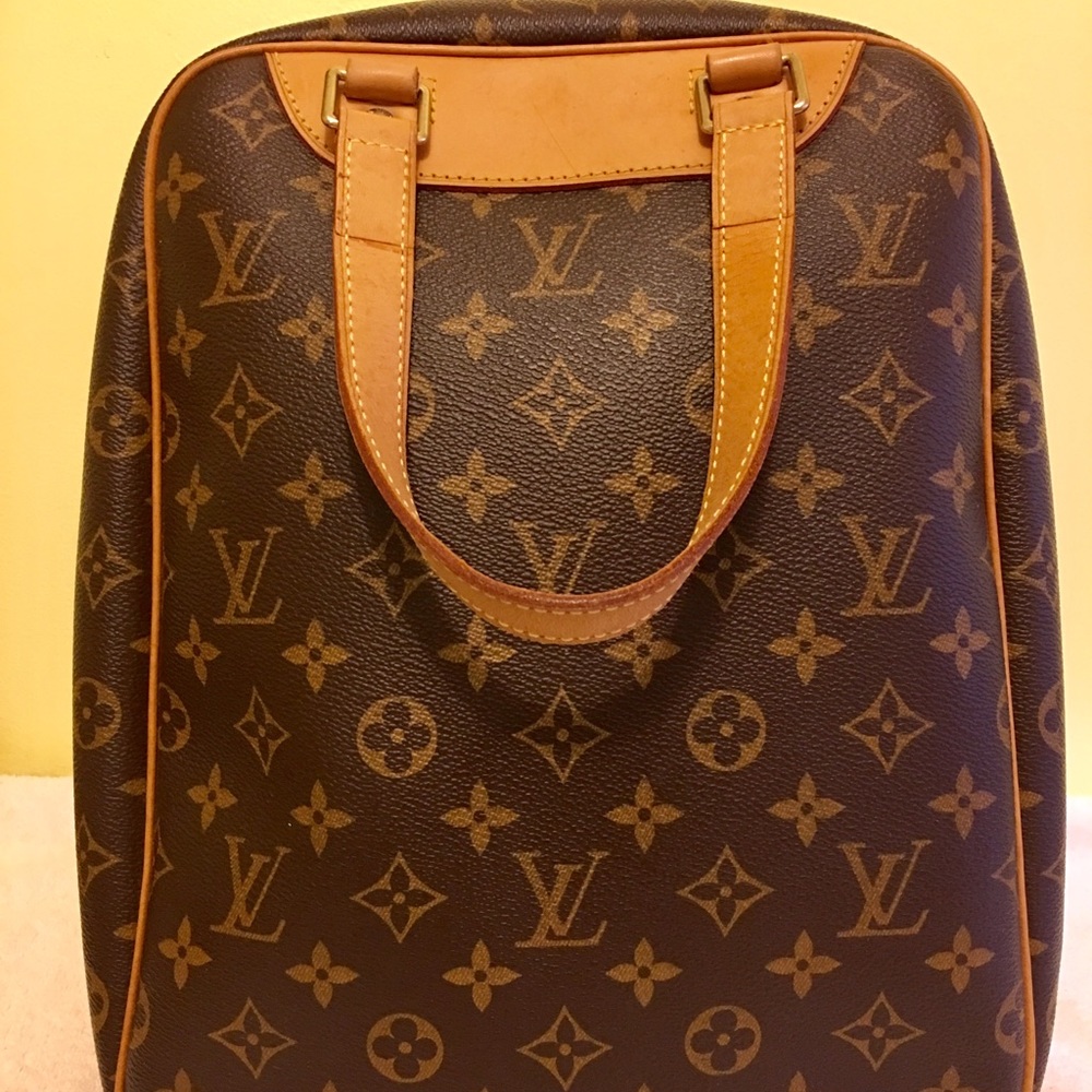 Louis Vuitton Monogram Excursion - Picture 3 of 4