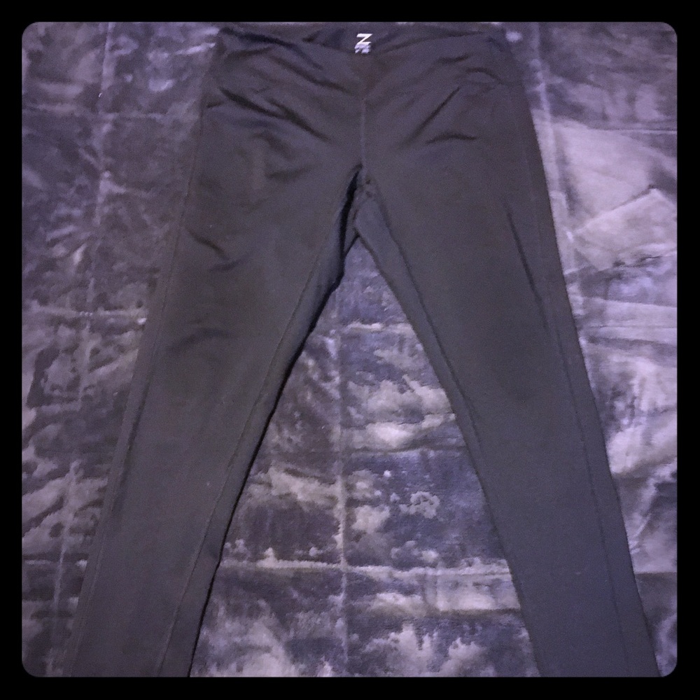 Athletic leggings