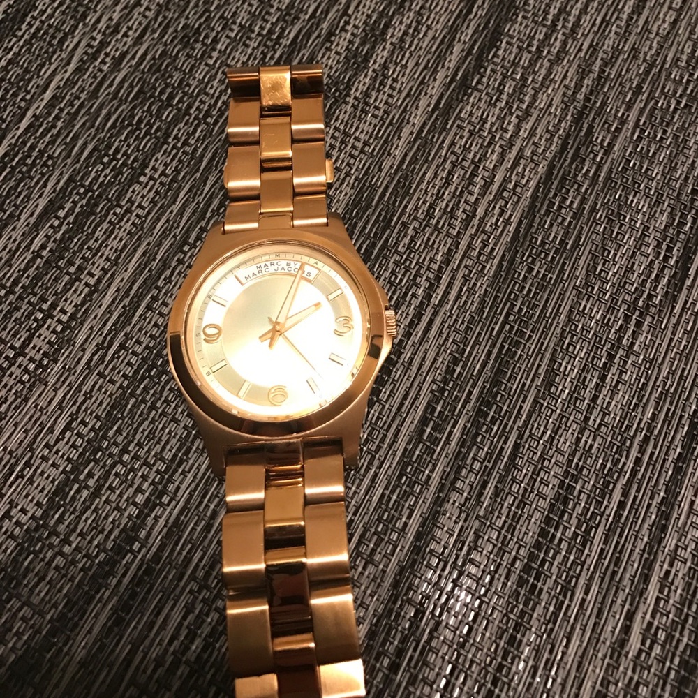 Marc by Marc jacobs gold watch