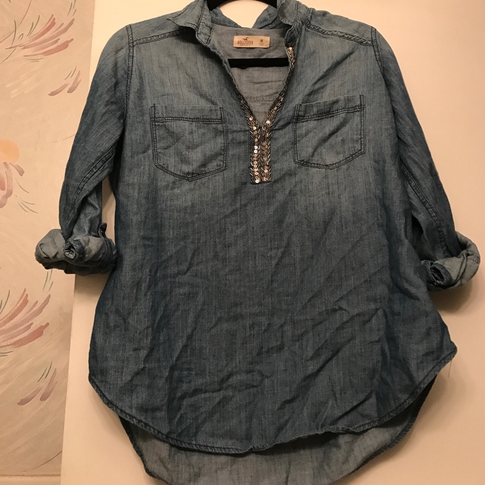 Top from Hollister