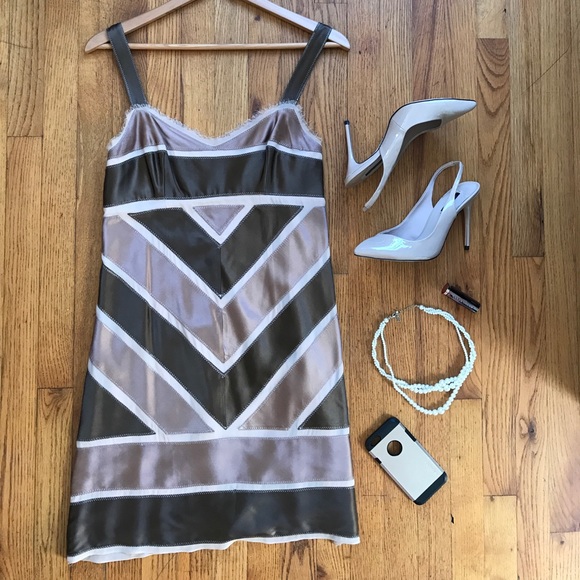 BCBGMaxAzria Dresses & Skirts - {BCBG MAXAZRIA} Silk Chevron Dress [8]