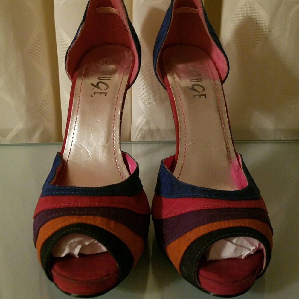 pumps - Picture 4 of 4