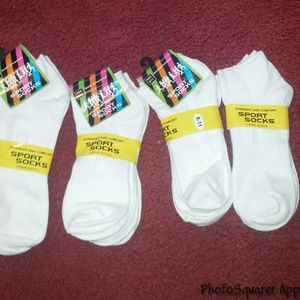 4 3-Pair White Sport Socks