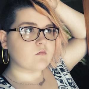 Meet your Posher, Elly