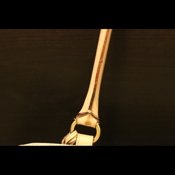 Michael Kors Monogram Jet Set Bag - Picture 7 of 8