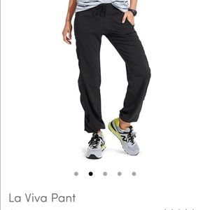 Athleta La Viva Pant - New w/o Tag
