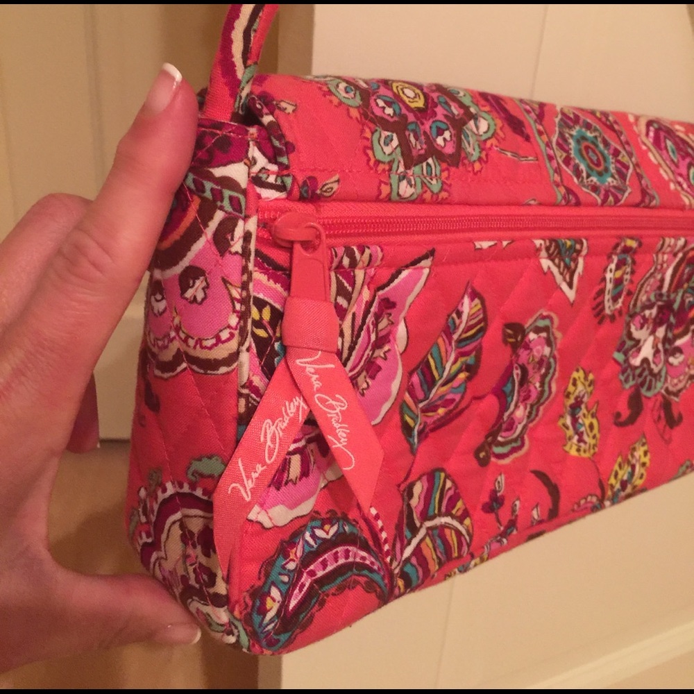 Vera Bradley Purse.