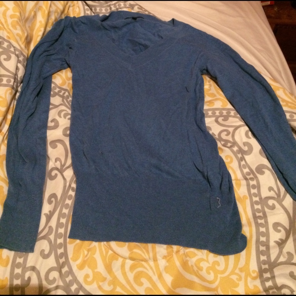 GAP shirt