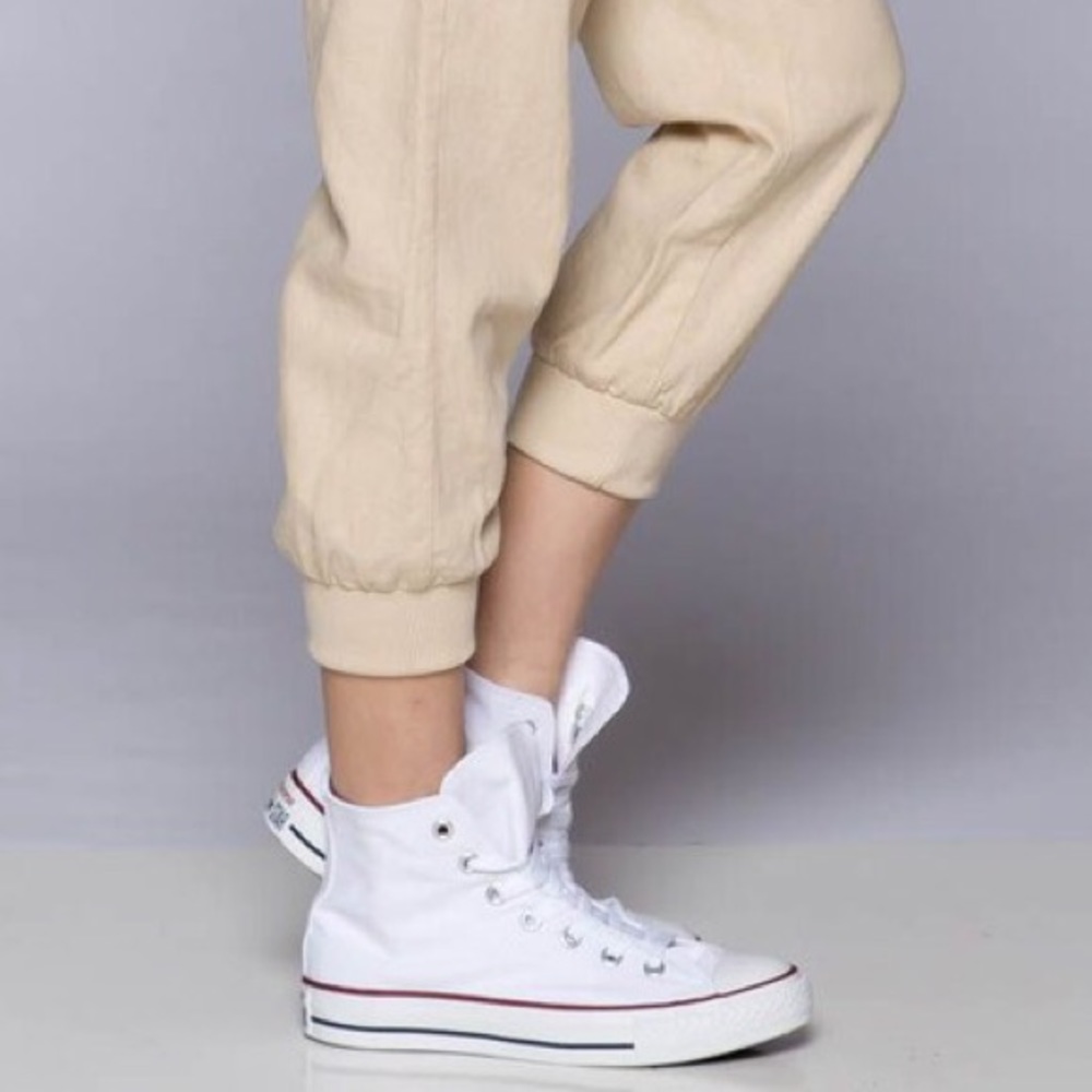 🌸🆕Leisure Linen Capris - Picture 8 of 8