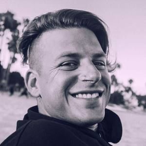 Meet your Posher, Cory