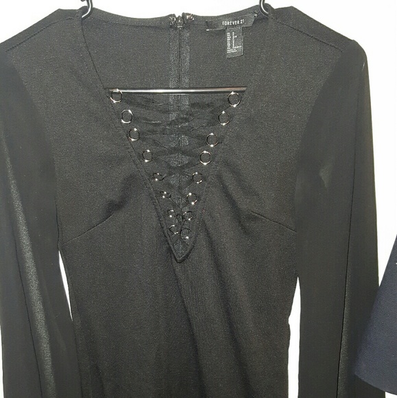 BLACK V NECK DRESS - Picture 2 of 2