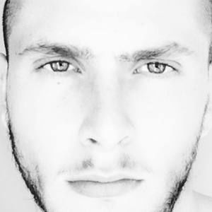 Meet your Posher, Max