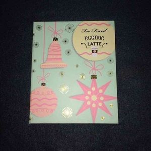 ❄️Too Faced Eggnog Latte❄️