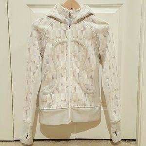 EUC Lululemon Scuba Hoodie