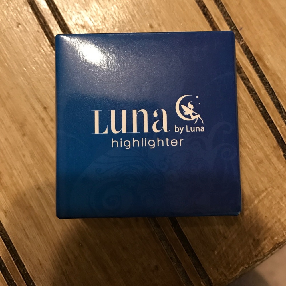 NIB Luna highlighter- Calypso