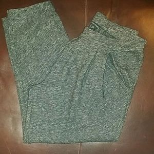 Eileen Fisher capri knit pants