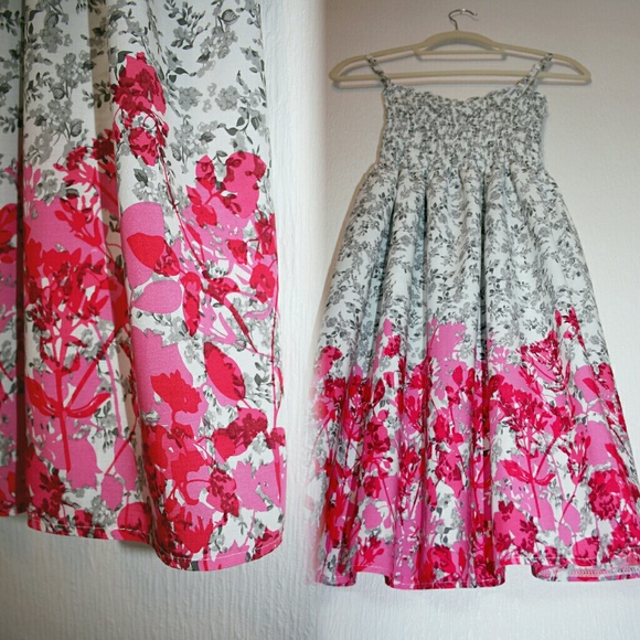 ⚡PRICE DROP⚡ Pink/White/Gray Floral Sundress NWT - Picture 3 of 8