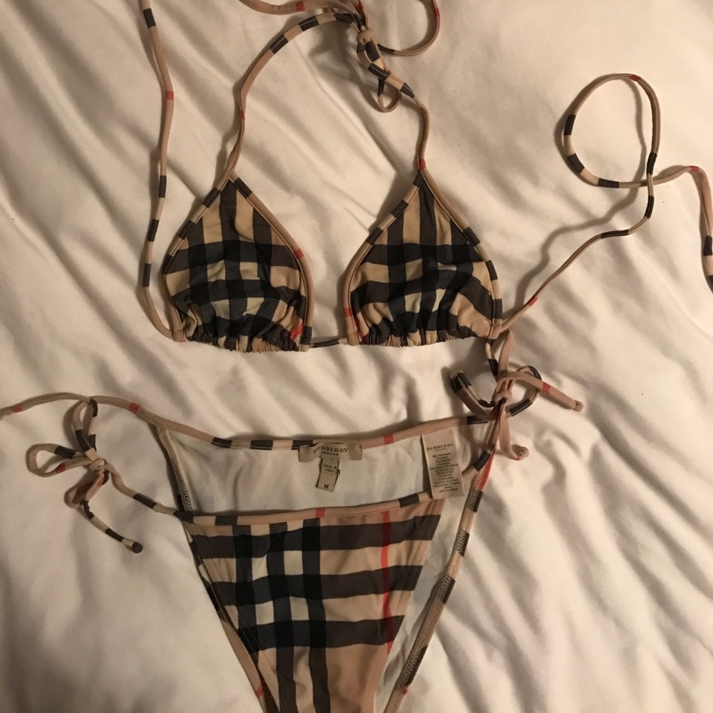 Burberry bikini