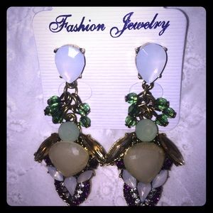 Beautiful Fashion Earrings!!! Beautiful Fashion Earrings!!!