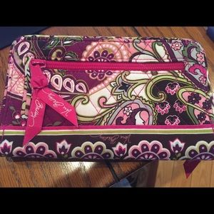5x7" Vera Bradley wallet in pink paisley