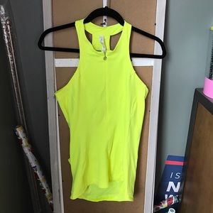 Lululemon run top brand new. EASTER SALE