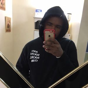 Meet your Posher, Andrix