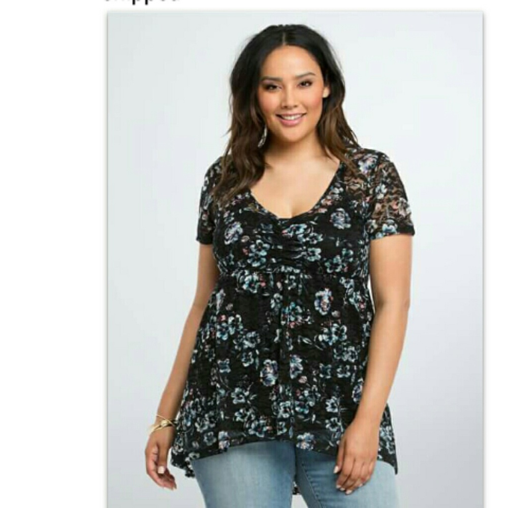 Lace/floral baby doll torrid nwt 00