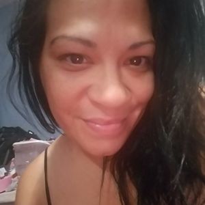 Meet your Posher, Raquel