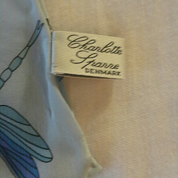 Beautiful handmade scarf from Danish designer - Picture 3 of 4