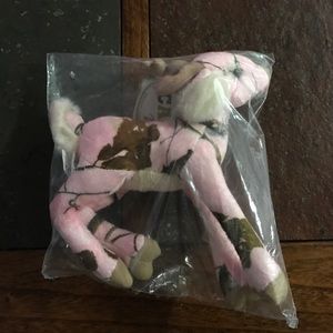 New - Realtree Pink Camo Plush Deer