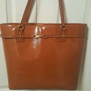 White and Camel Kate Landry tote bags