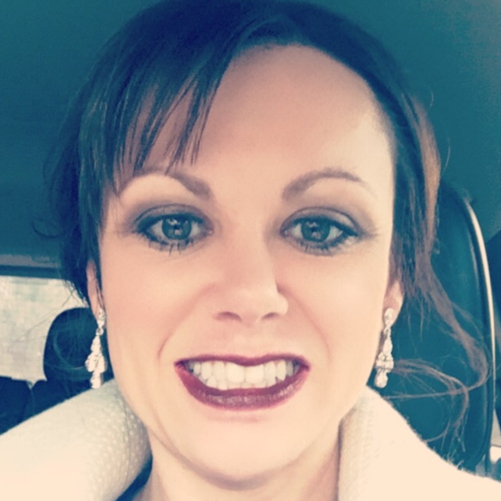 Meet your Posher, Crystal