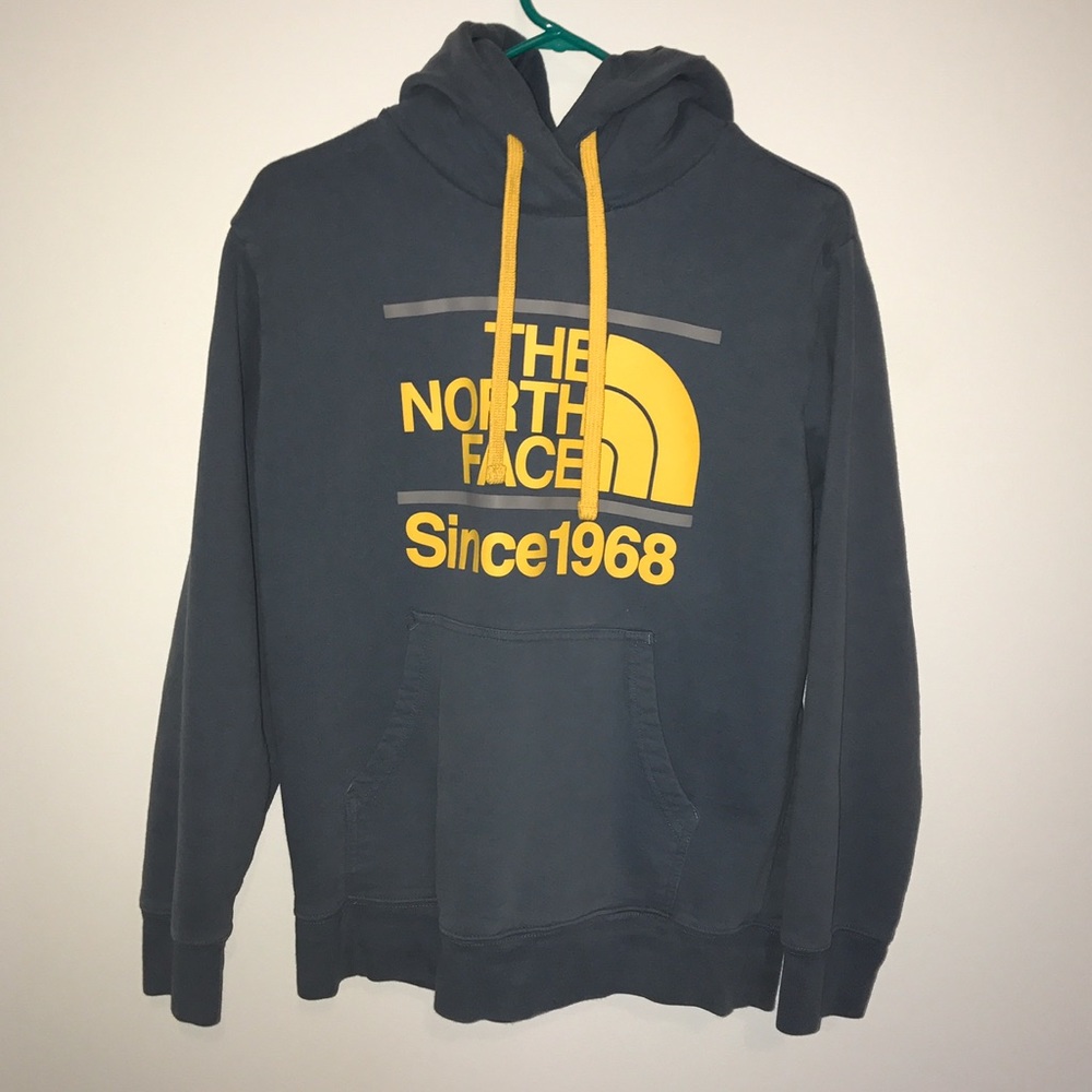 north face sweatshirt