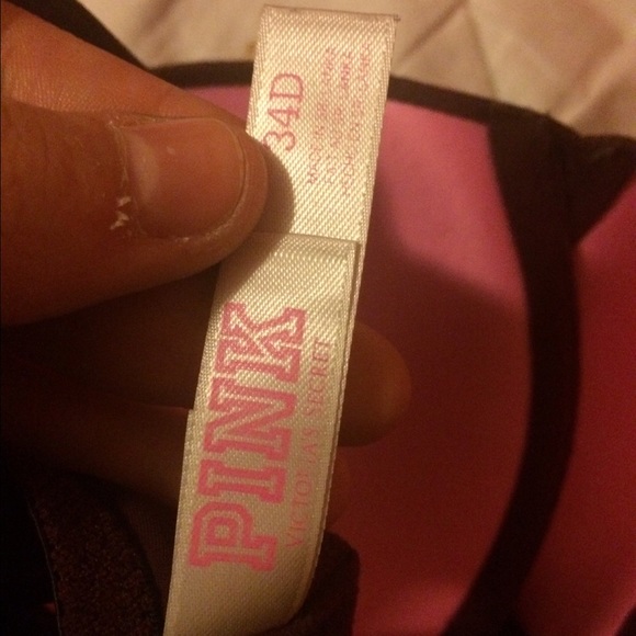 34D VS Bra: Maroon - Picture 3 of 3