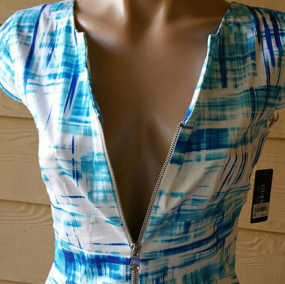 Guess blue and white sheath dress. Size 2 - Picture 4 of 7