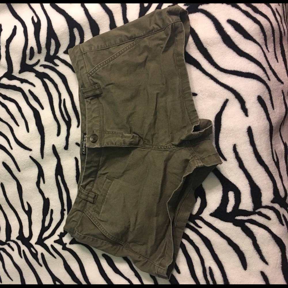 Express shorts