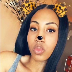 Meet your Posher, Celine