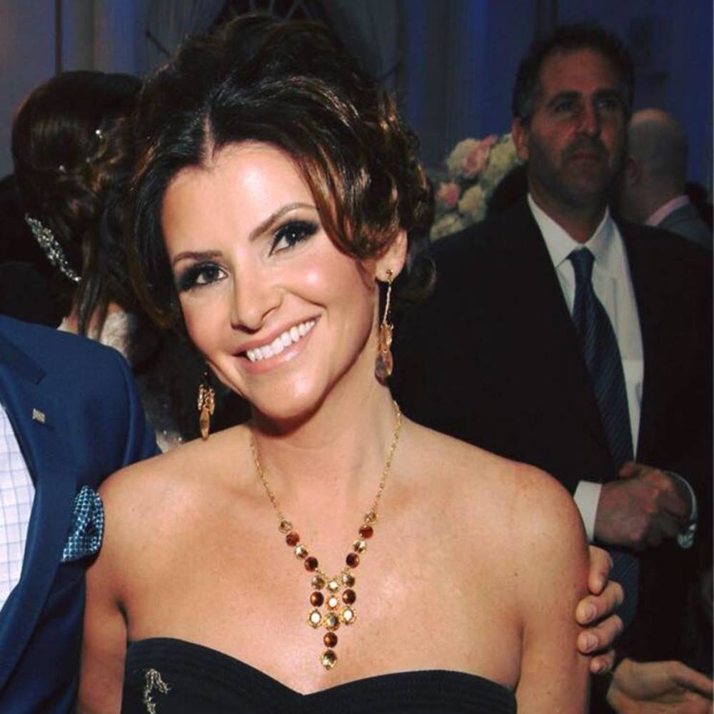 Meet your Posher, Adele