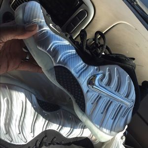Foamposite s silver surfers