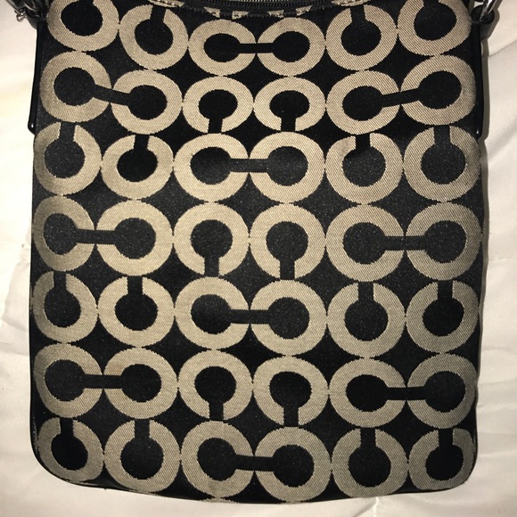 AUTHENTIC Coach Crossbody - Picture 2 of 4