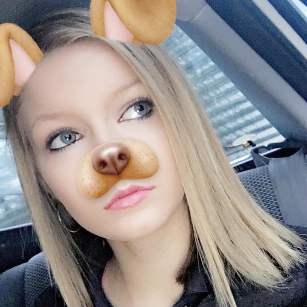 Meet your Posher, Rebecca