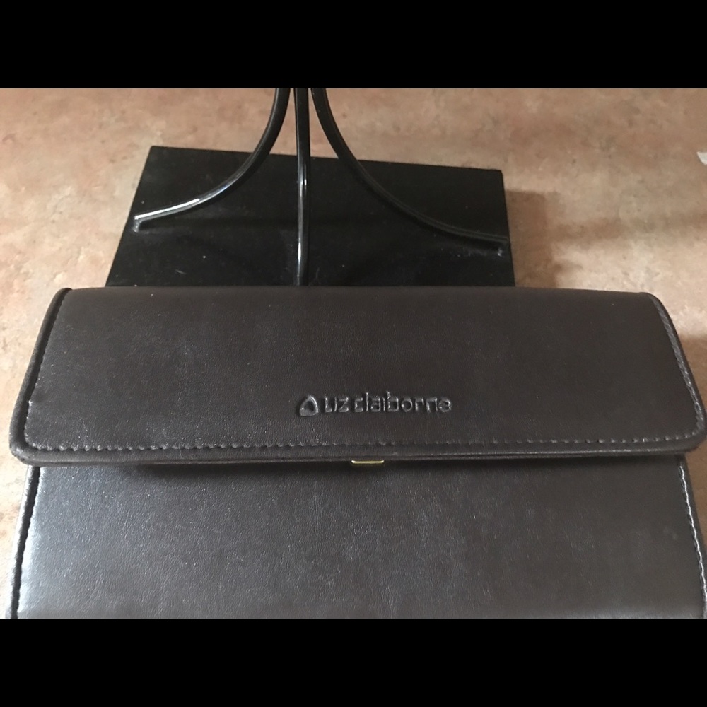 Liz Claiborne burgundy wallet w/ check holder