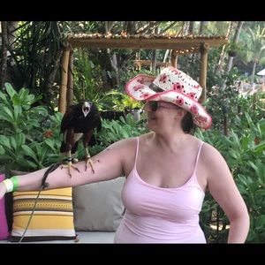 Meet your Posher, Jade