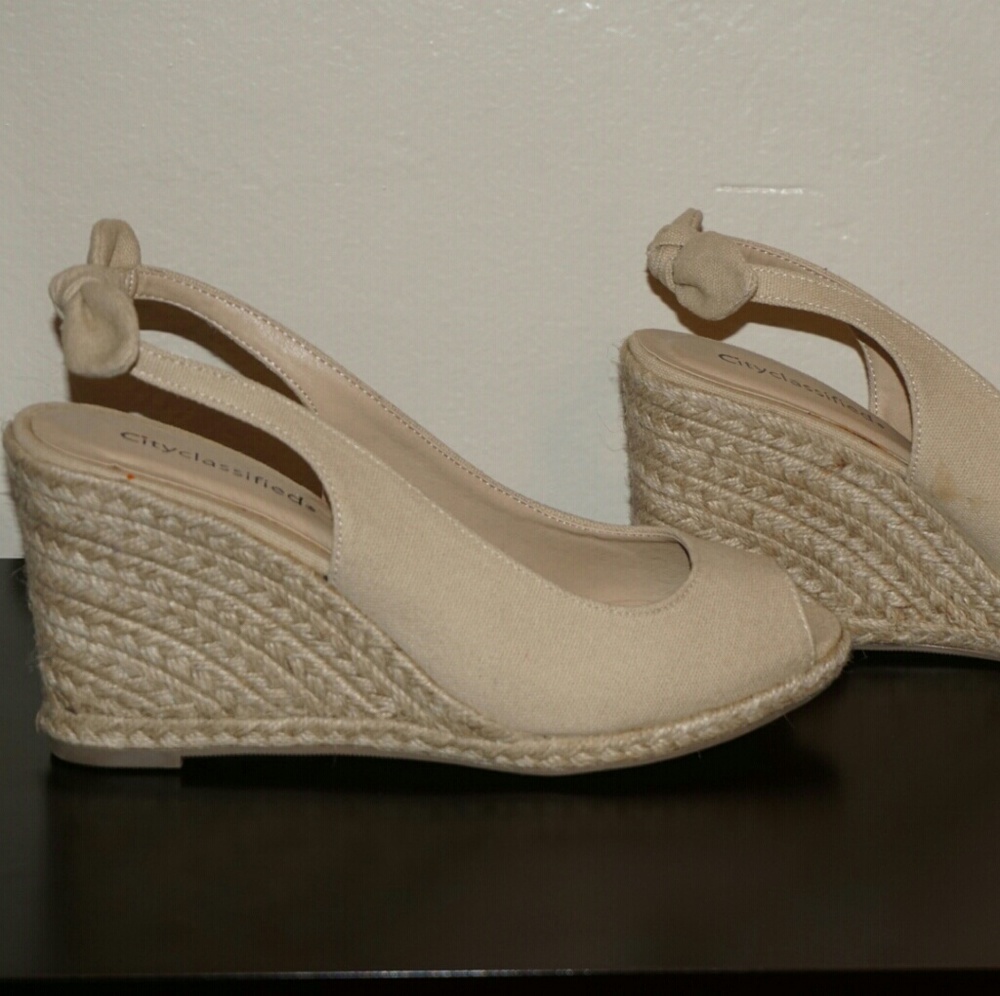 Flash Sale! Cream Colored Wedges