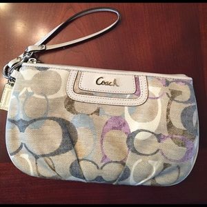 Cute Coach clutch!
