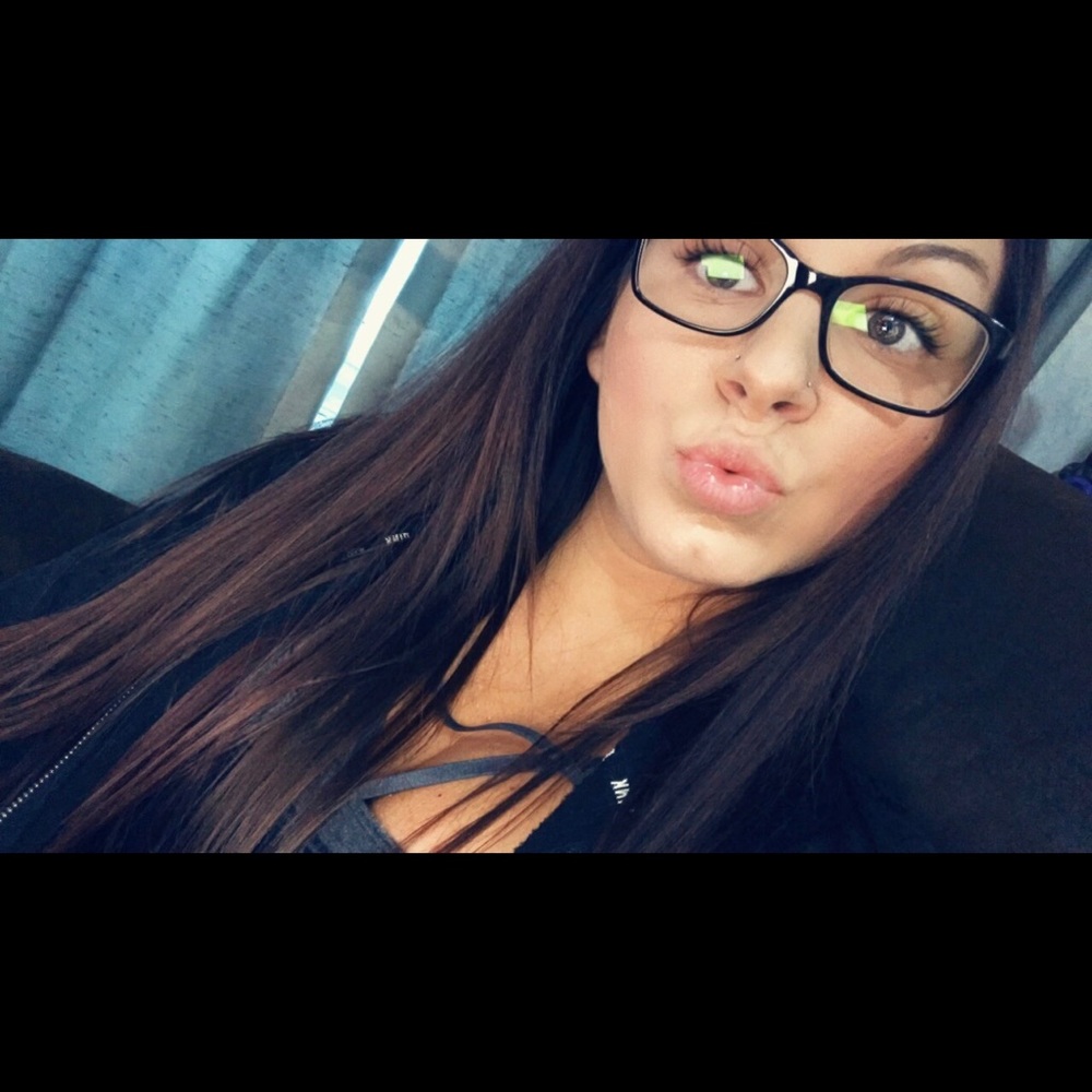 meet your posher, meg.